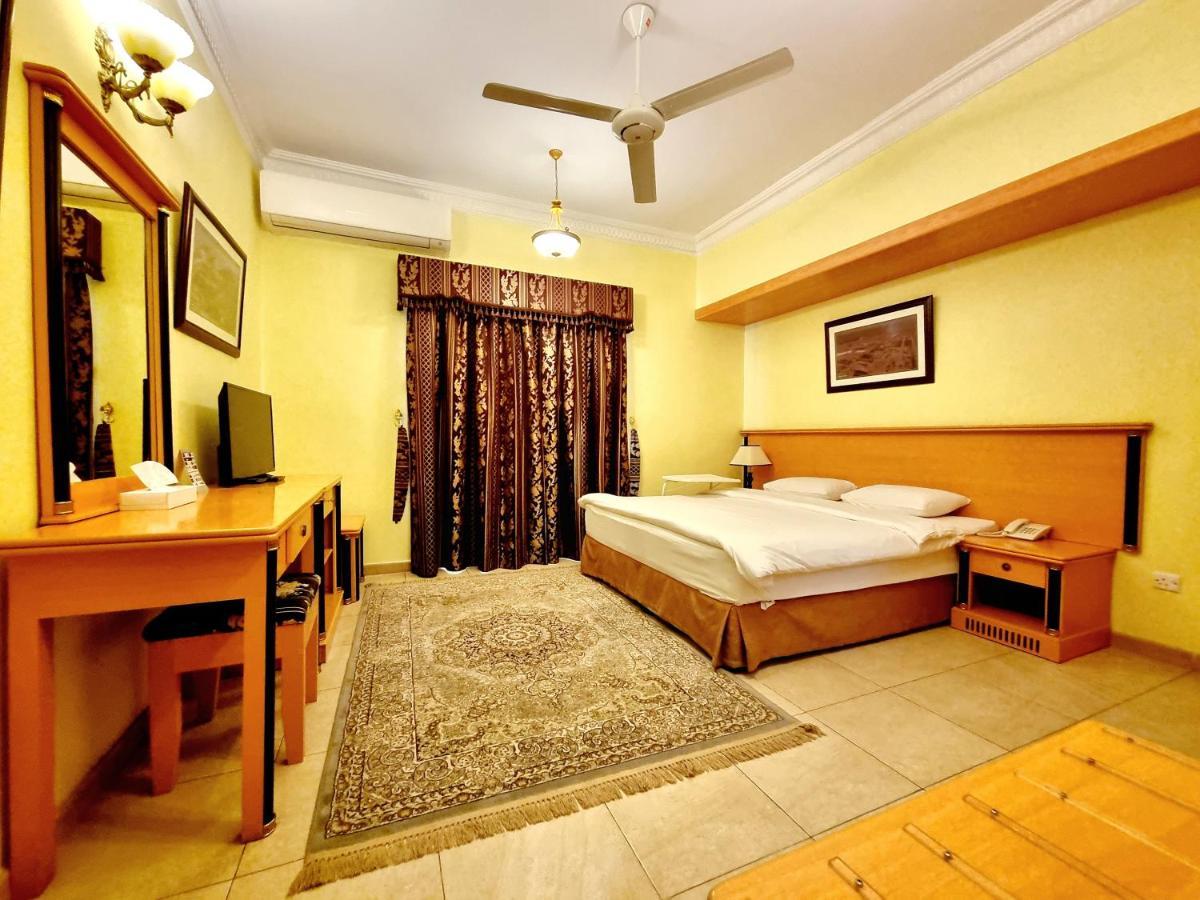 Muscat International Hotel Eksteriør billede
